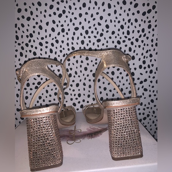 JESSICA SIMPSON HEELS 8 1/2 - Picture 3 of 3